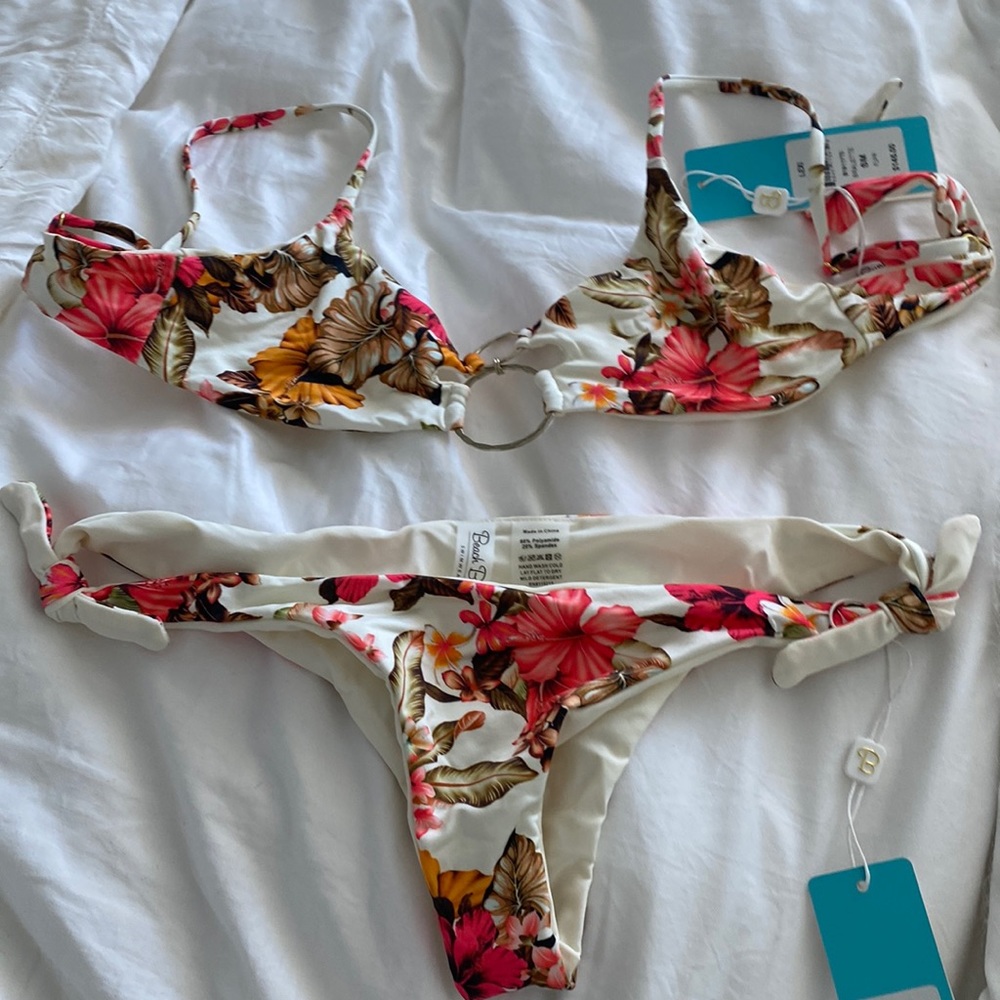 Beach Bunny two piece